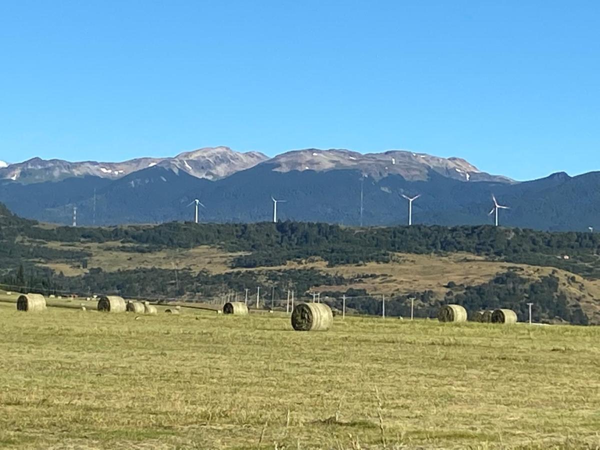 Cabana Pampa Pinuer Coyhaique Villa Esterno foto