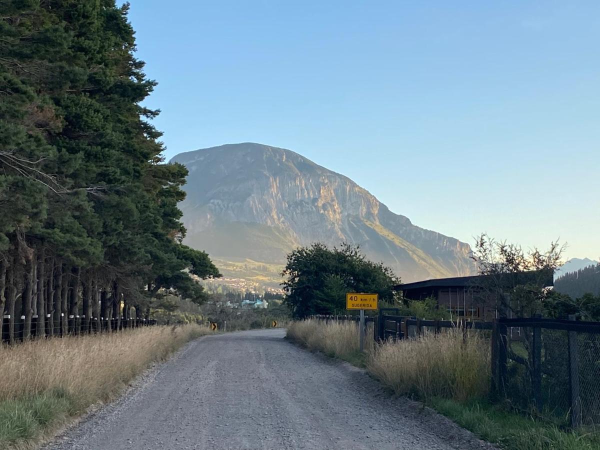 Cabana Pampa Pinuer Coyhaique Villa Esterno foto